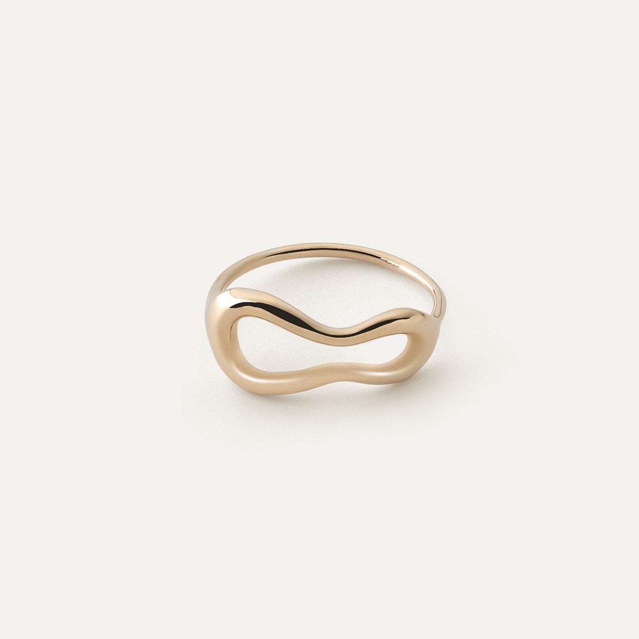 Zarter unregelmäßiger Ring gelbvergoldet RE:SHAPE