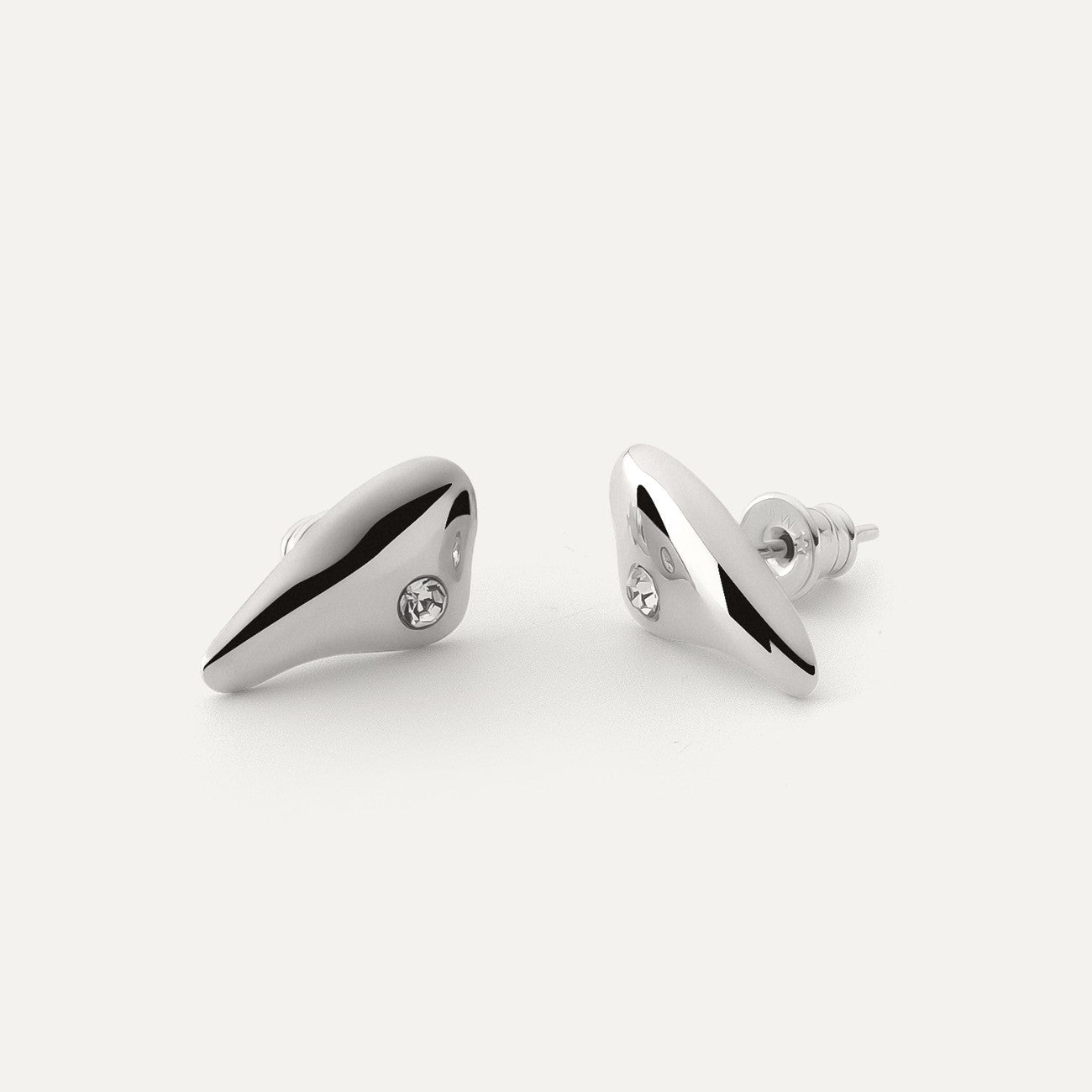 Boucles d'oreilles bombées plus grandes avec zircones plaquées platine RE:SHAPE