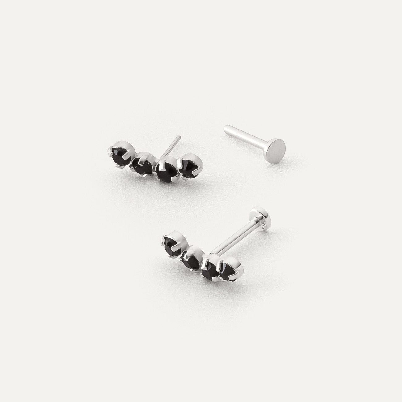 Labret-Ohrringe mit schwarzen Zirkonen platiniert RE:SHAPE