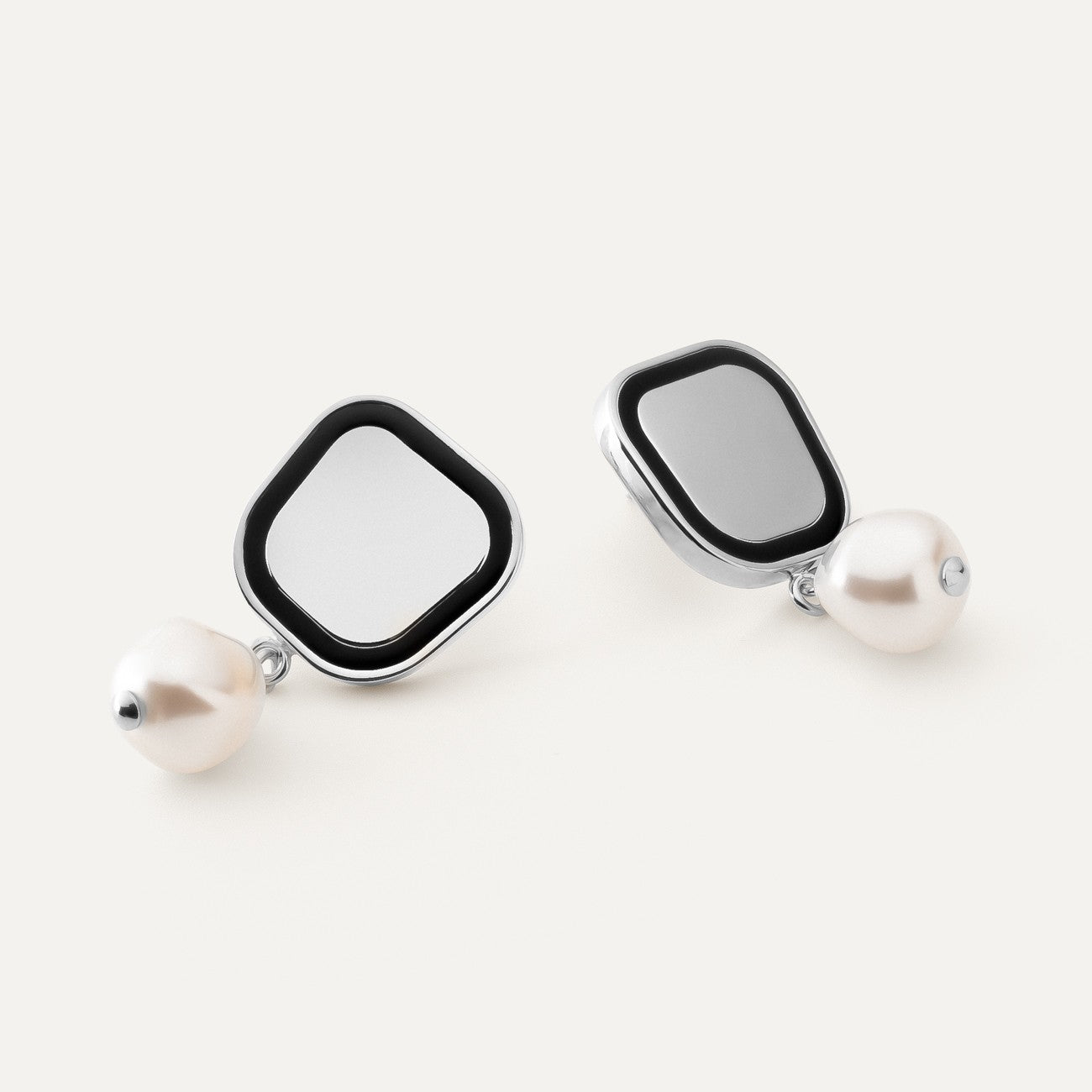 Square earrings with black resin and pearl, sterling silver 925, platinum NEW ROMANTIC