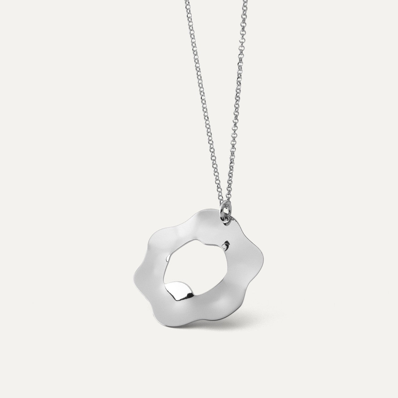 Silberne Halskette mit einer Blume, sterling silber 925, platiniert NEW ROMANTIC