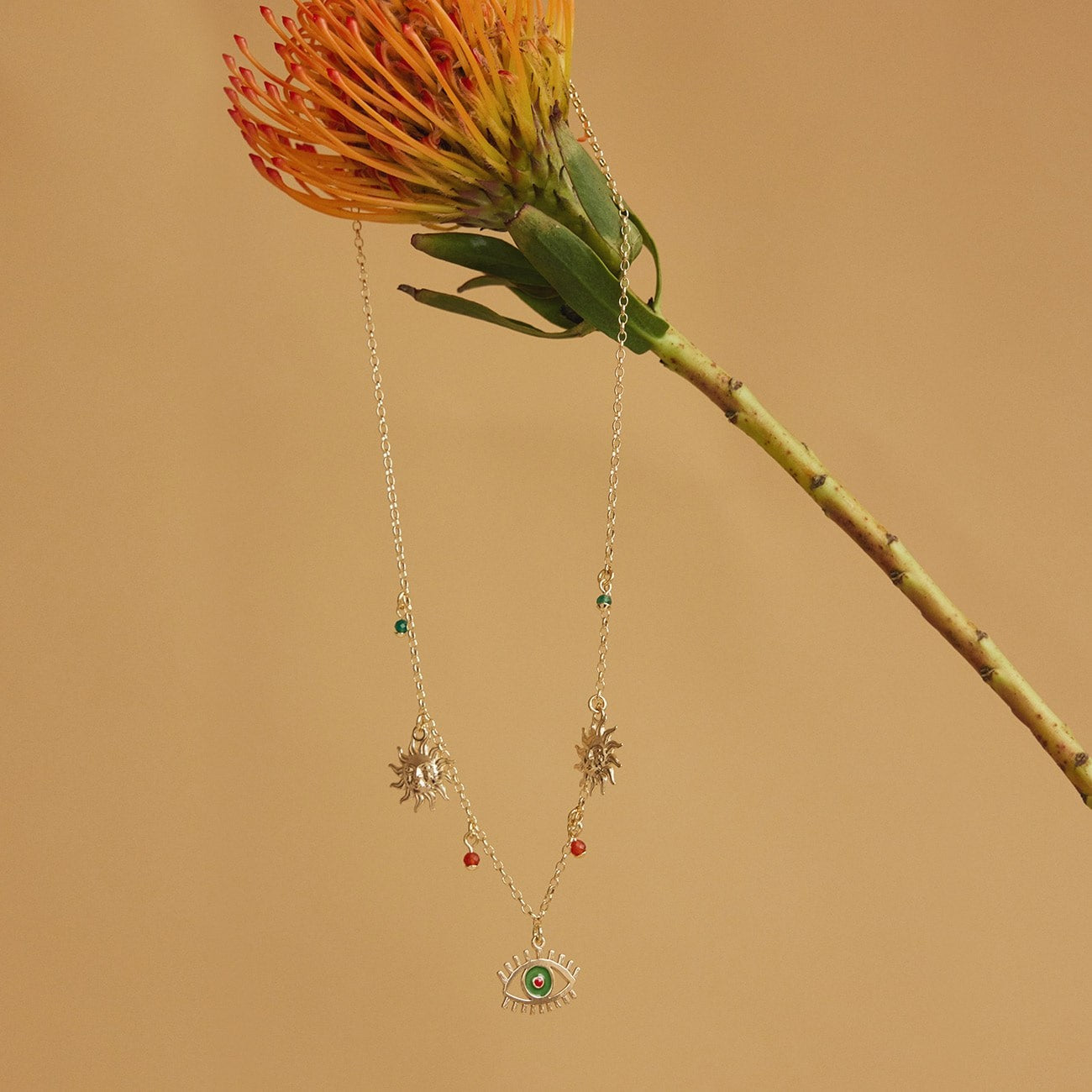 Collier en argent avec pendentifs symboliques plaqué or jaune BALI SUN