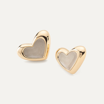 Asymmetrisches Herz Ohrringe mit weißem Harz, 925er Silber gelbvergoldet NEW ROMANTIC