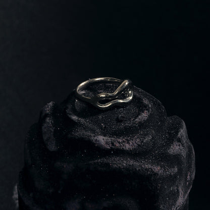 Massiver unregelmäßiger Ring gelbvergoldet RE:SHAPE